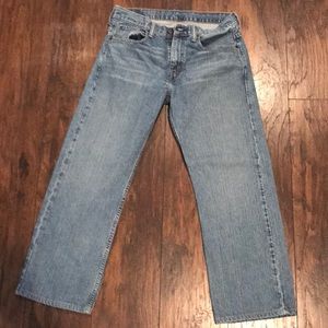 Men’s Levi’s Jeans size 32/30 hem to 28in inseam.